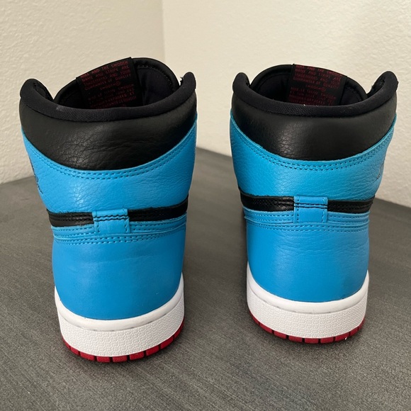 Air Jordan 1 UNC to CHI - Picture 3 of 10